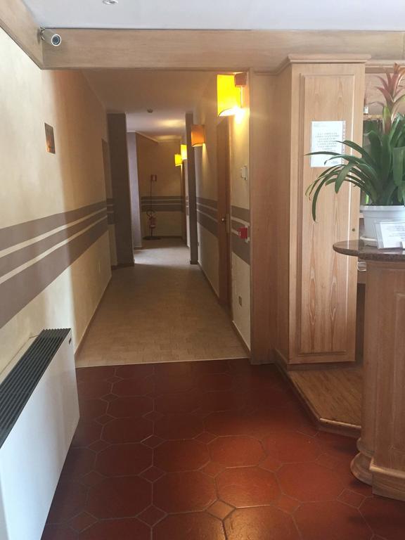 Hotel Ascot Binasco Kültér fotó