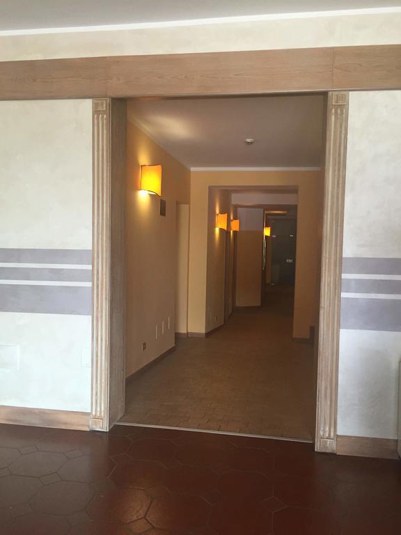 Hotel Ascot Binasco Kültér fotó